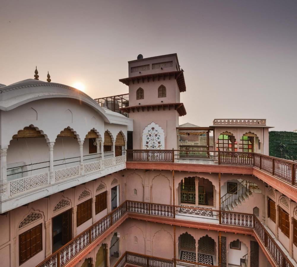 Haveli Dharampura - Unesco Awarded Boutique Heritage Hotel New Delhi Eksteriør billede