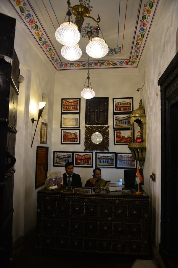 Haveli Dharampura - Unesco Awarded Boutique Heritage Hotel New Delhi Eksteriør billede