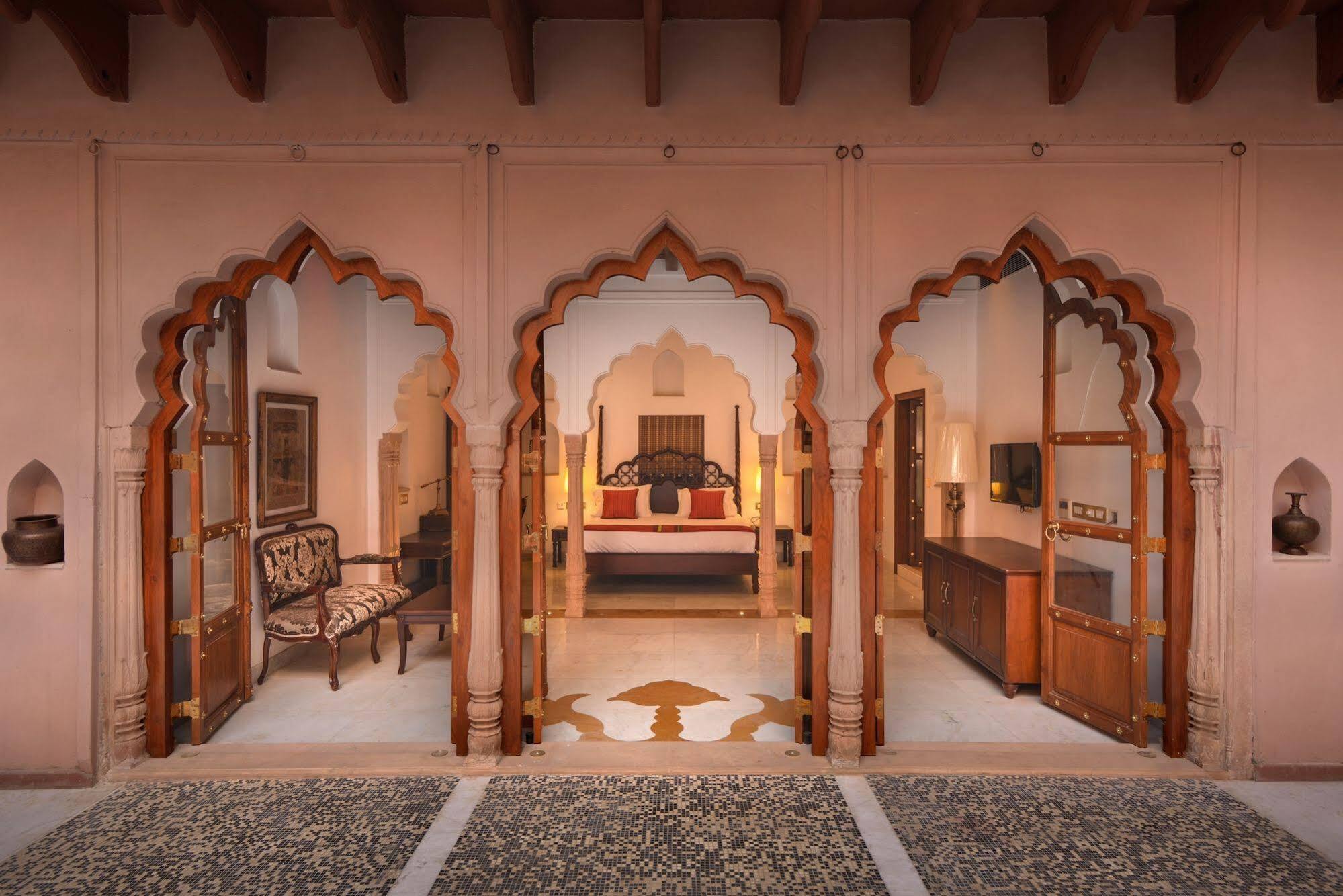Haveli Dharampura - Unesco Awarded Boutique Heritage Hotel New Delhi Eksteriør billede